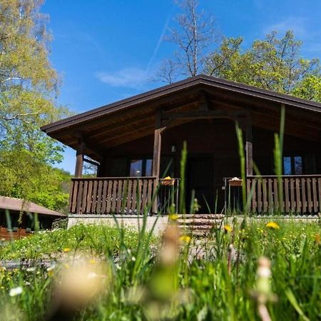 Villaggio Anemone - Chalet Anemone Capanne di Sillano Exterior photo