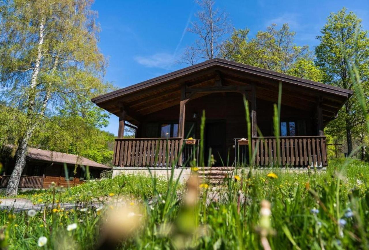Villaggio Anemone - Chalet Anemone Capanne di Sillano Exterior photo