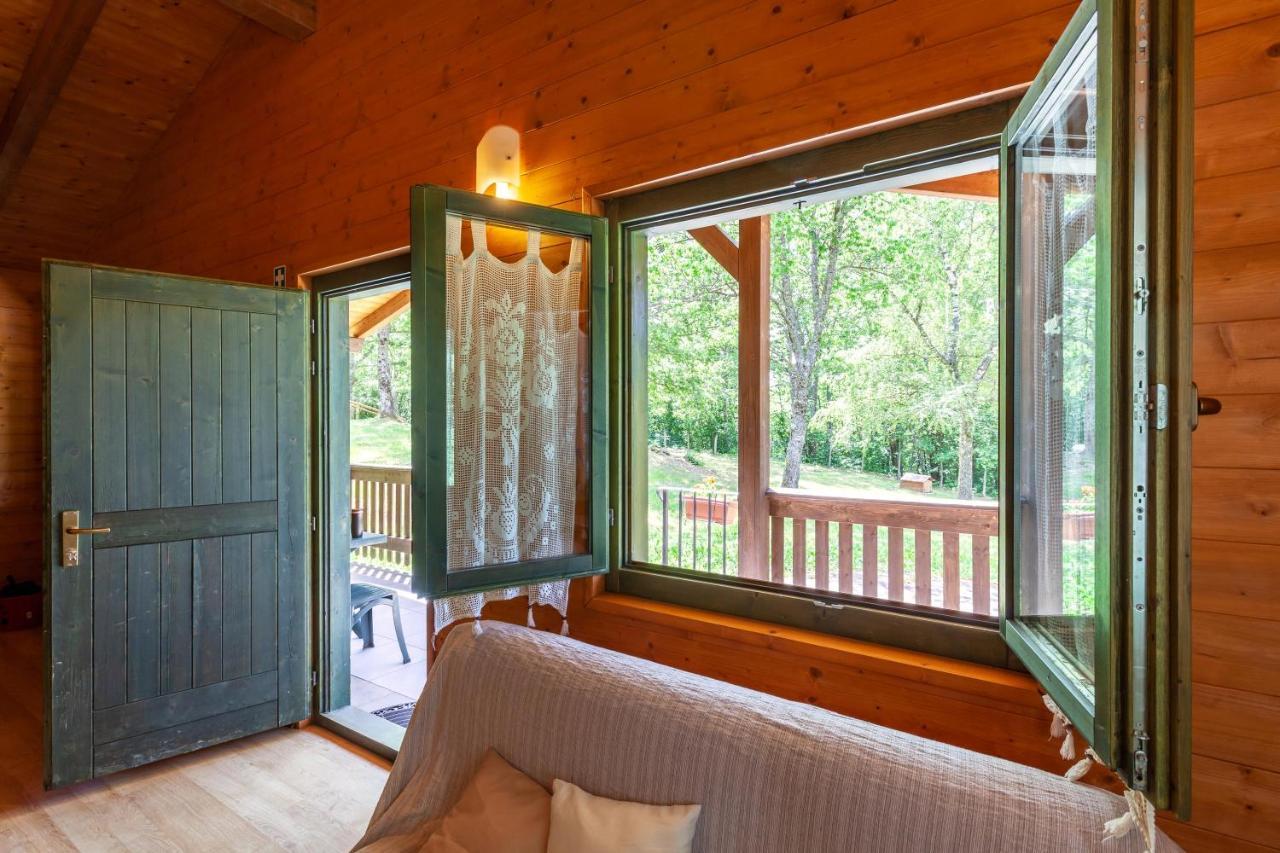 Villaggio Anemone - Chalet Anemone Capanne di Sillano Exterior photo